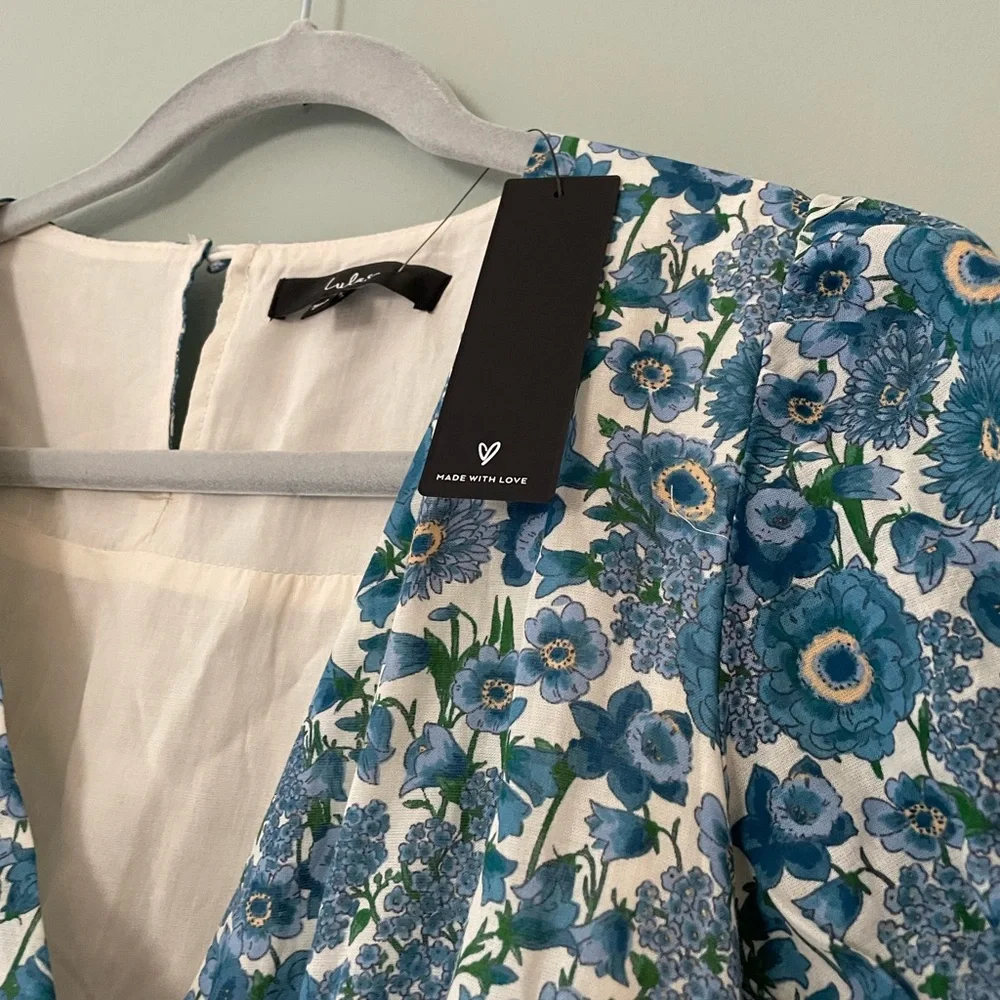 Lulu's Womens Flower Wrap Dress Size Small Morning at the Market - Picture 9 of 14